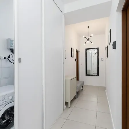 Apartment Nowoczesny W Centrum Krakowa By Renters Krakow